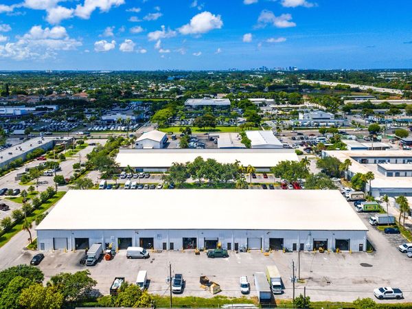 1979 10th Avenue N, Lake Worth Beach, FL 33461