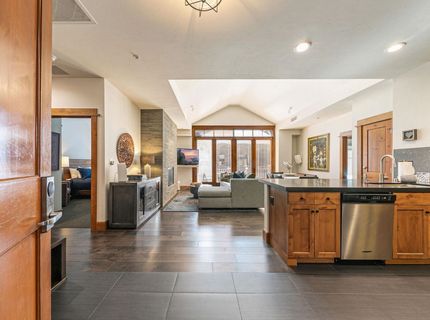 3001 Northstar Drive, Unit #308, Truckee, CA 96161 Photo