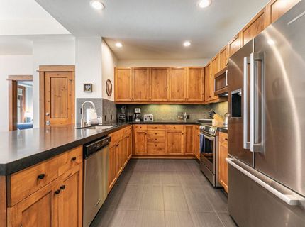 3001 Northstar Drive, Unit #308, Truckee, CA 96161 Photo