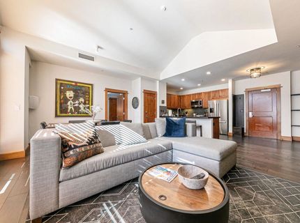 3001 Northstar Drive, Unit #308, Truckee, CA 96161 Photo