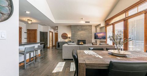 3001 Northstar Drive, Unit #308, Truckee, CA 96161 Photo