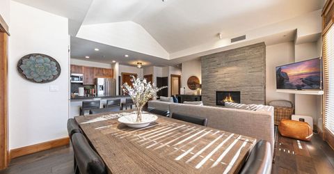 3001 Northstar Drive, Unit #308, Truckee, CA 96161 Photo