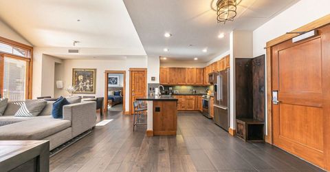 3001 Northstar Drive, Unit #308, Truckee, CA 96161 Photo