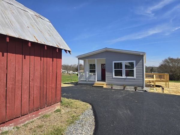 2208 Oak Street, Gray, TN 37615