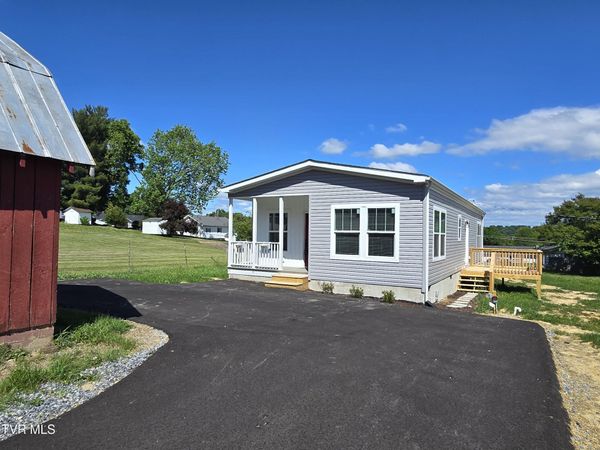2208 Oak Street, Gray, TN 37615