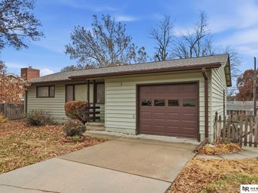 1901 Connie Road, Lincoln, NE 68502