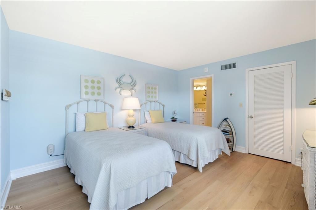 3443 Gulf Shore Blvd N, Unit 309, Naples, FL 34103 Photo