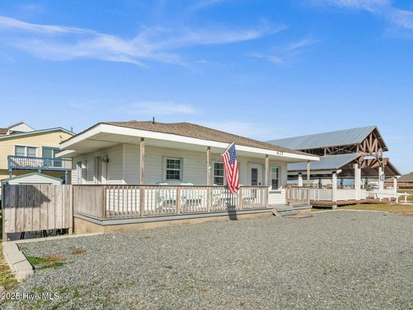 417 N Shore Drive, Surf City, NC 28445