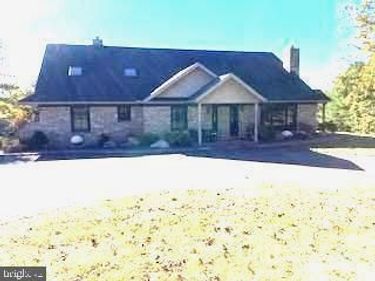 8124 CROMWELL CHURCH ROAD, HUSTONTOWN, PA 17229