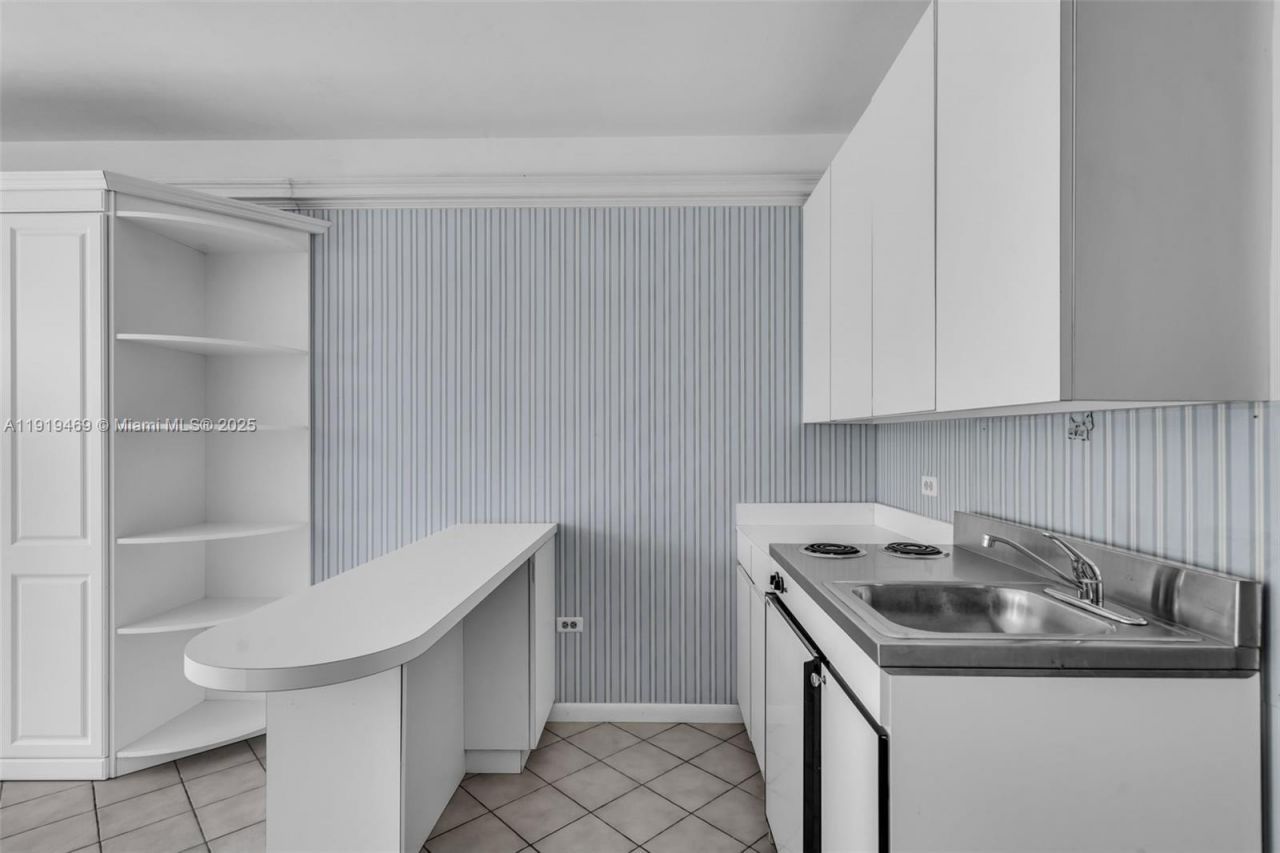 200 Ocean Lane Dr, Unit 407-GR09, Key Biscayne, FL 33149 Photo