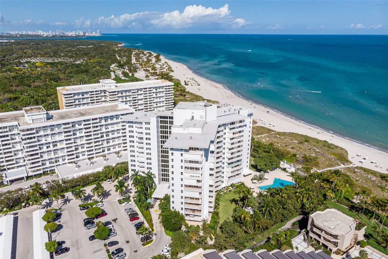 200 Ocean Lane Dr, Unit 407-GR09, Key Biscayne, FL 33149 Photo