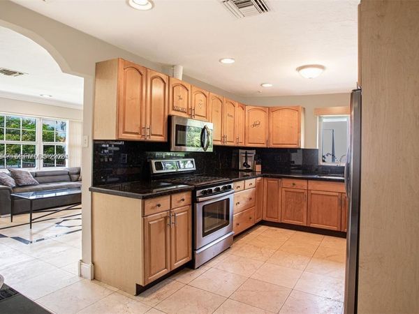 1531 Moffett St, Hollywood, FL 33020