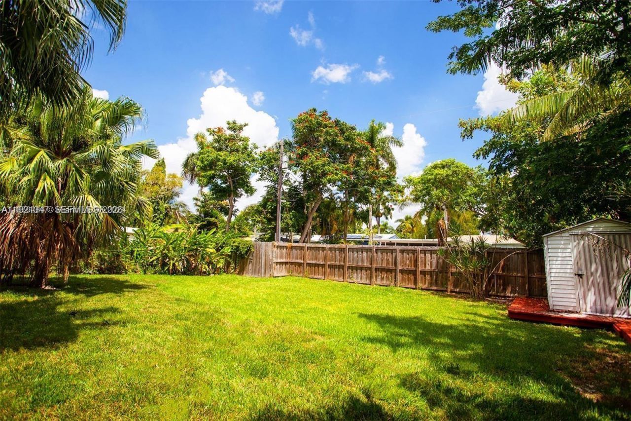 1531 Moffett St, Hollywood, FL 33020 Photo