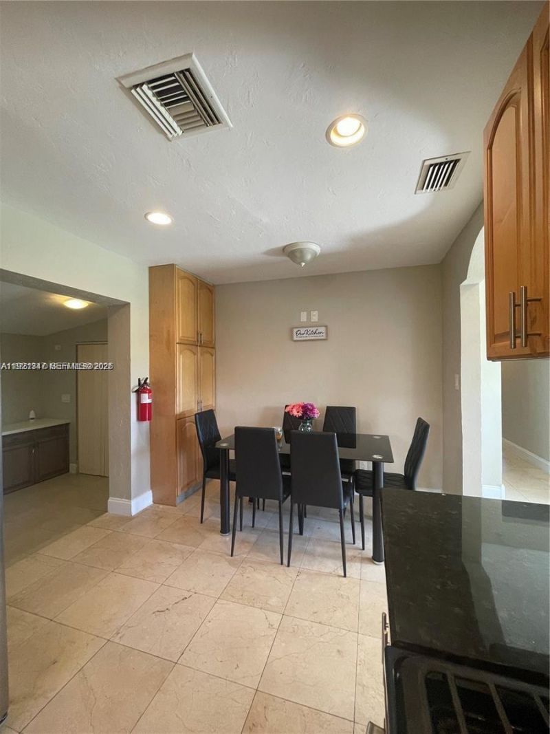 1531 Moffett St, Hollywood, FL 33020 Photo