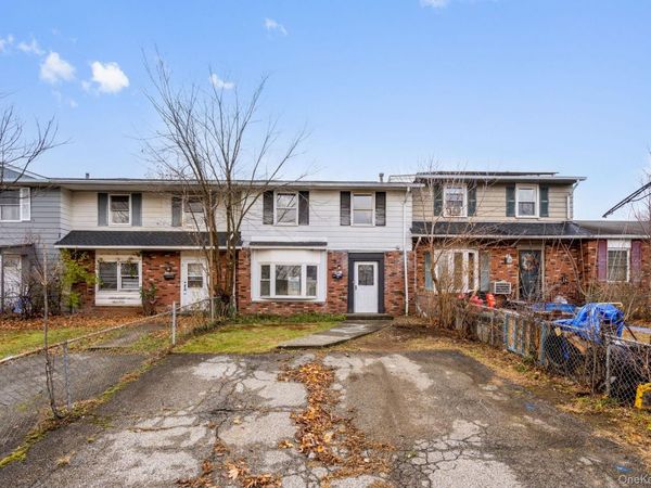 4 Palmer Court, Maybrook, NY 12543