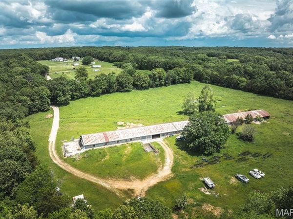 1629 Oak Hill Road, Cuba, MO 65453