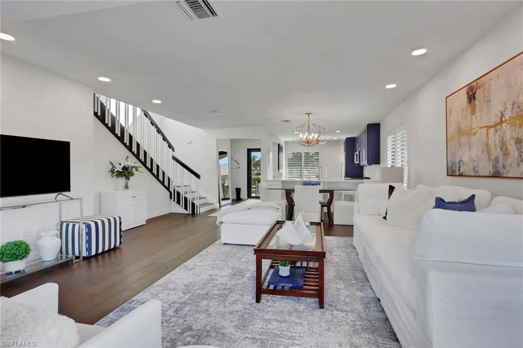 605 8th Ave S, Unit 605, Naples, FL 34102 Photo