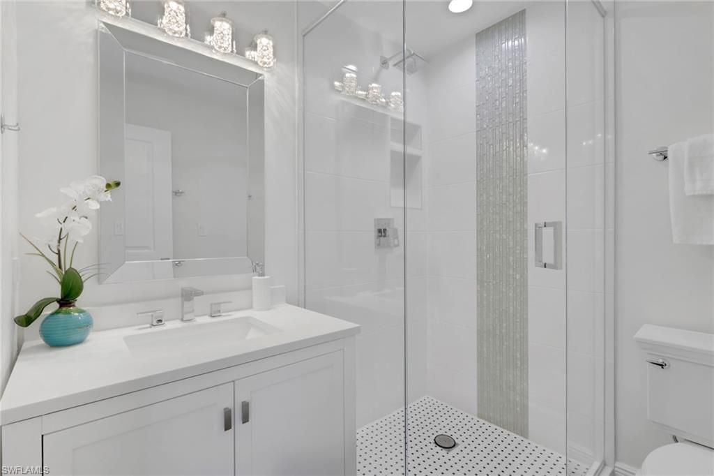 605 8th Ave S, Unit 605, Naples, FL 34102 Photo