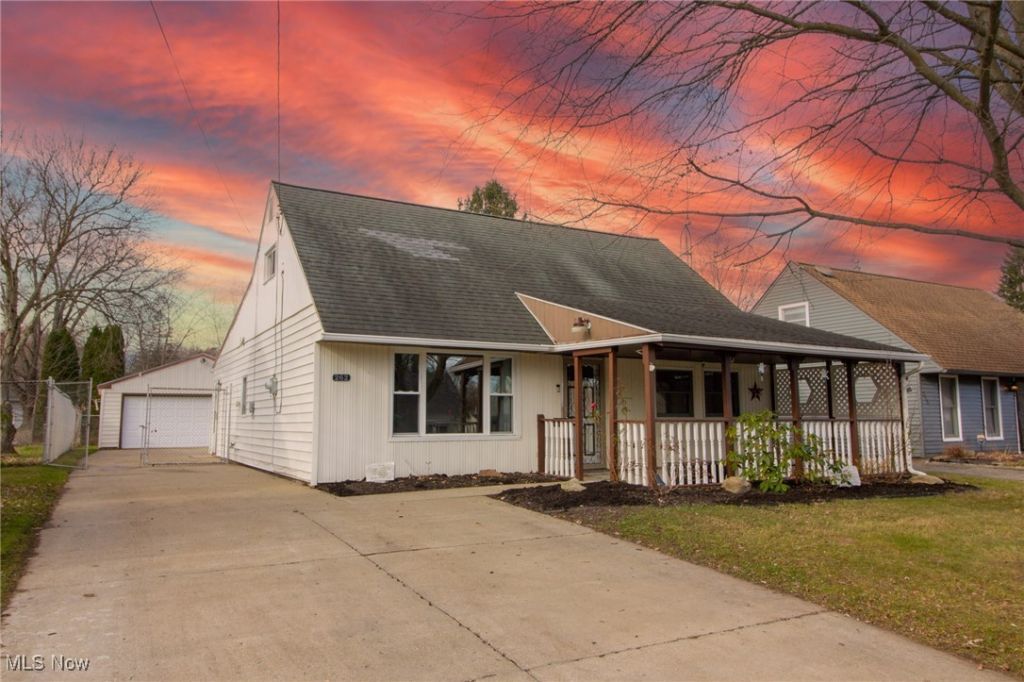 262 Idlewood Road, Austintown, OH 44515 Main Photo