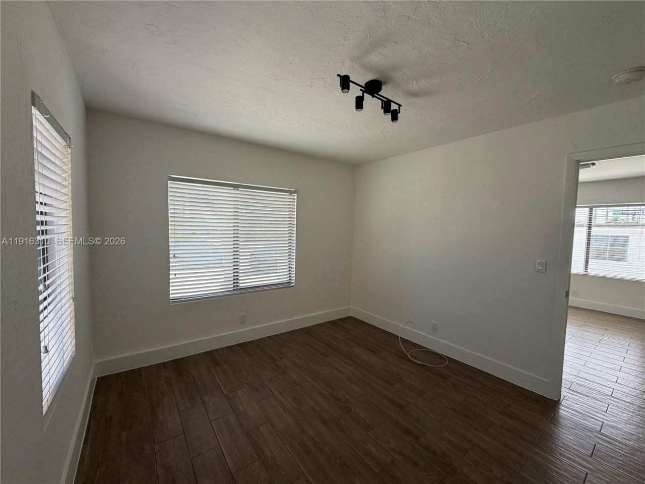 107 W Pembroke Rd, Hallandale Beach, FL 33009 Photo