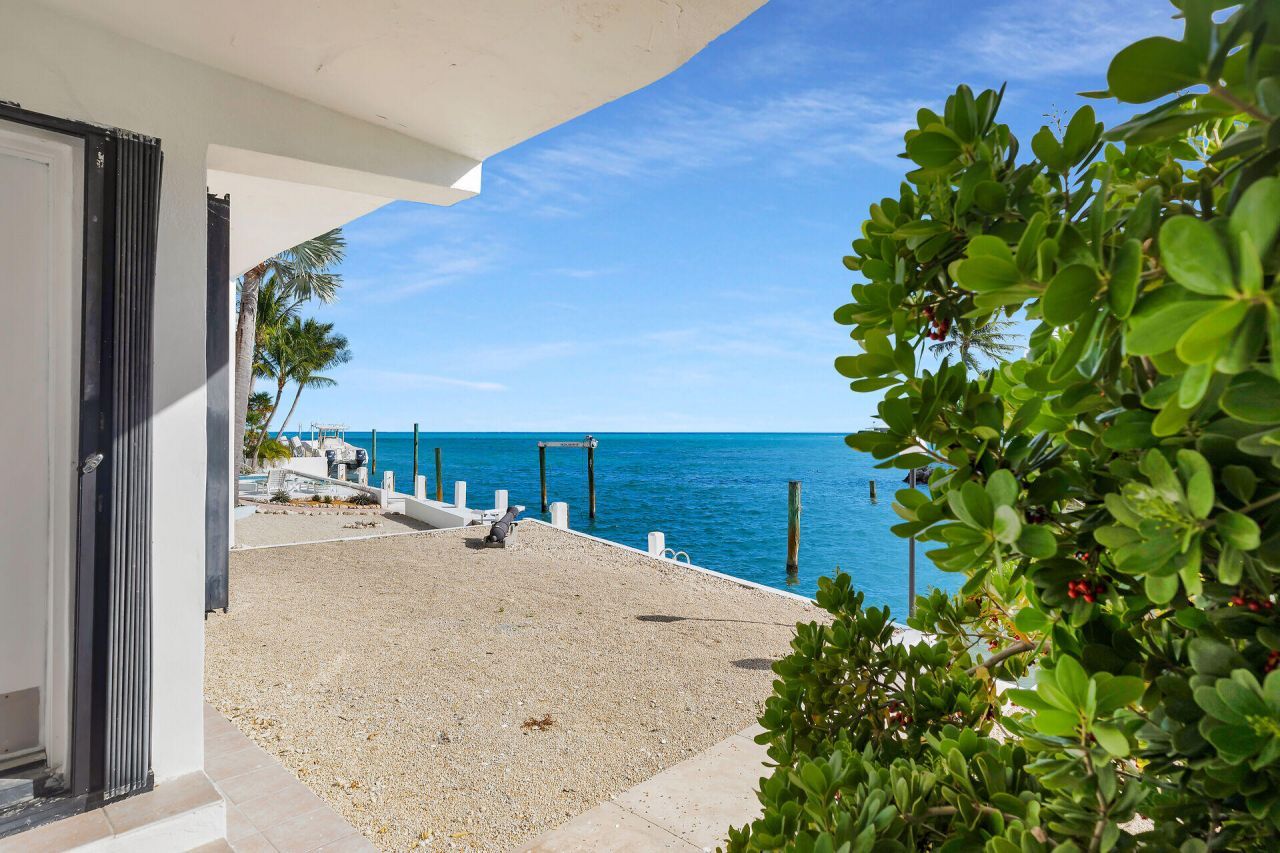 1 Ocean East, Marathon, FL 33050 Photo