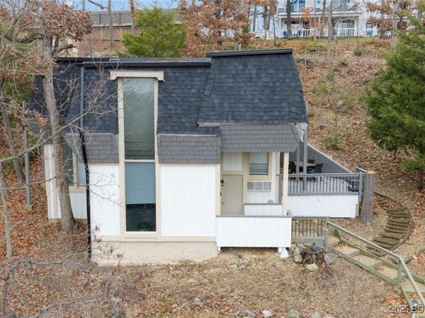 306 Seabright Drive, Osage Beach, MO 65065