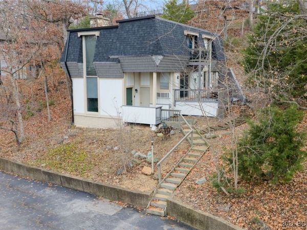 306 Seabright Drive, Osage Beach, MO 65065