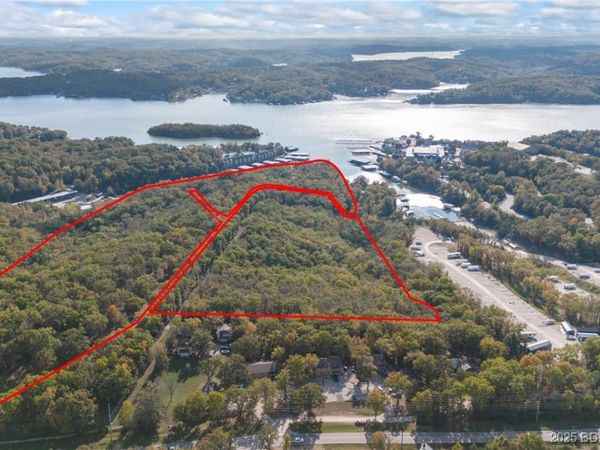 6390 Ranch Drive, Osage Beach, MO 65065