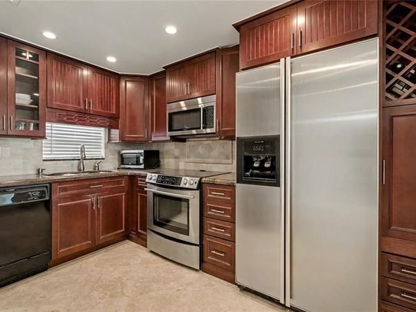 9320 S Hollybrook Lake Drive, Unit 103, Pembroke Pines, FL 33025