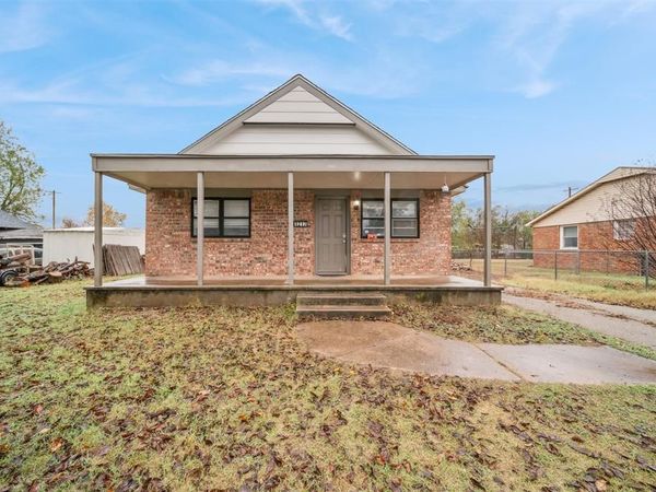 1217 E Cherry Street, Cushing, OK 74023