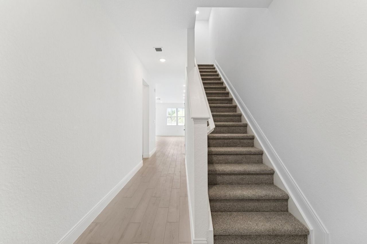 174 SE Birch Terrace, Unit 207, Stuart, FL 34997 Photo