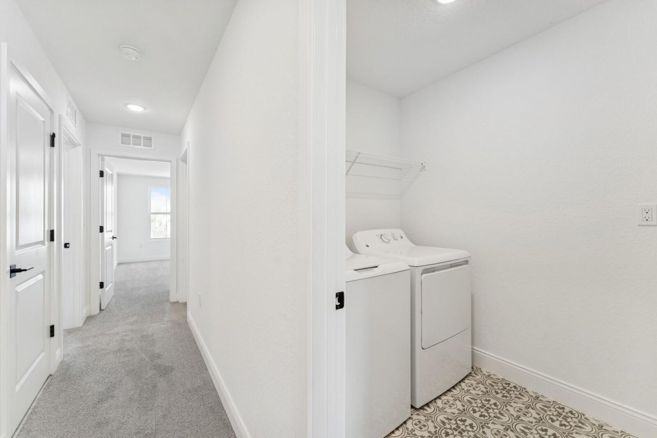 174 SE Birch Terrace, Unit 207, Stuart, FL 34997 Photo