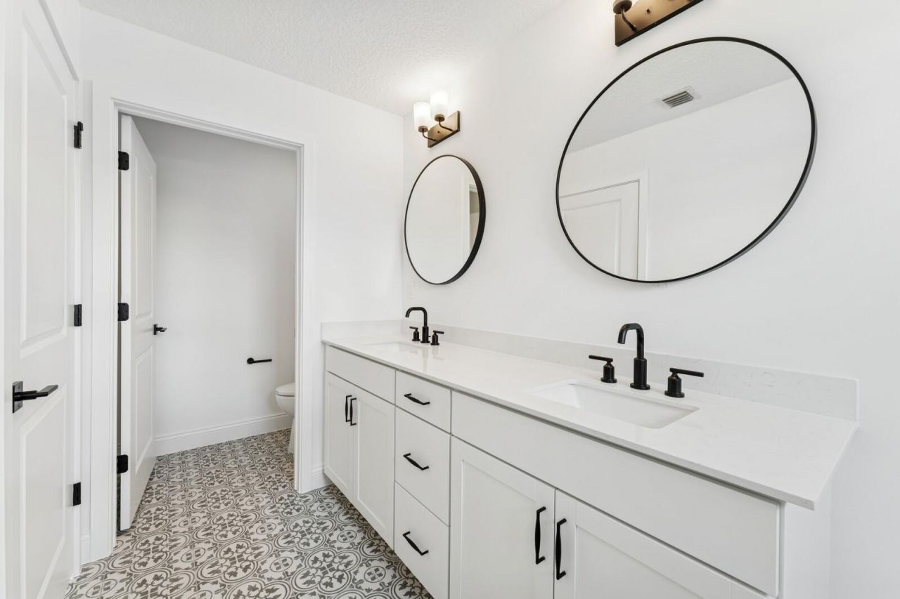 174 SE Birch Terrace, Unit 207, Stuart, FL 34997 Photo