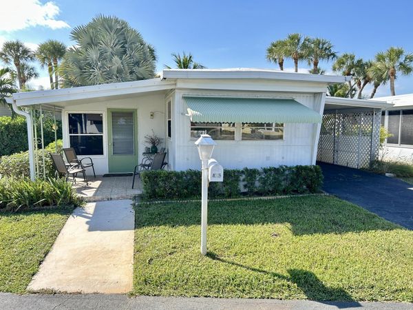 425 E Bougainvillea Drive, Deerfield Beach, FL 33442