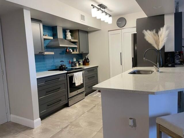 1200 Scotia Drive, Unit 305, Hypoluxo, FL 33462 Photo