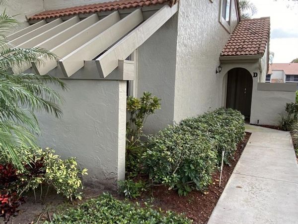 5621 Coach House Circle, Unit D, Boca Raton, FL 33486