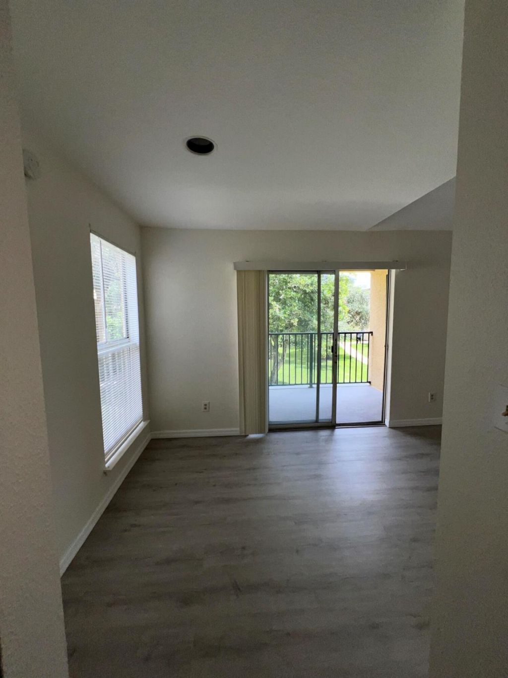 899 Riverside Drive, Unit 620, Coral Springs, FL 33071 Photo