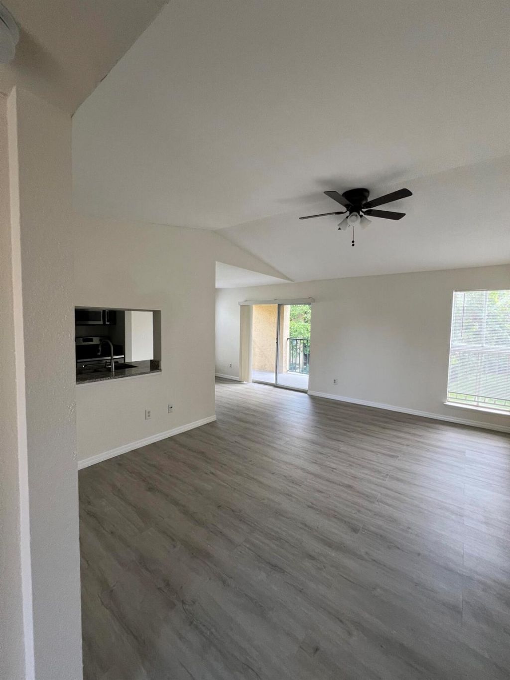 899 Riverside Drive, Unit 620, Coral Springs, FL 33071 Photo