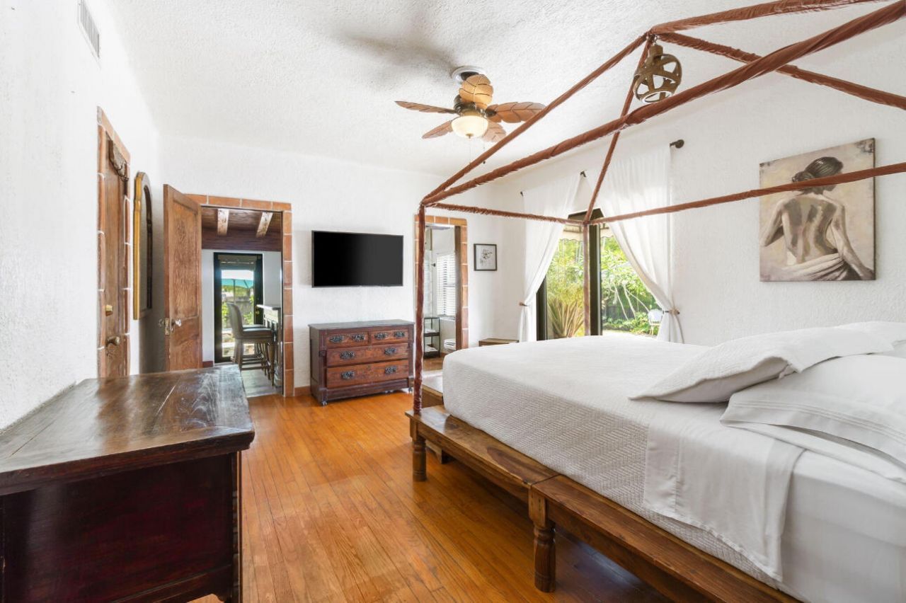 400 33rd Street, West Palm Beach, FL 33407 Photo