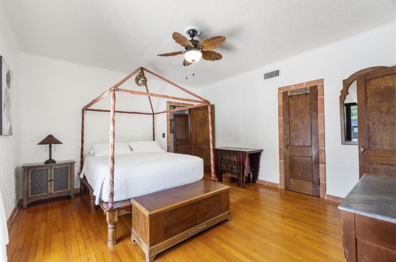 400 33rd Street, West Palm Beach, FL 33407 Photo