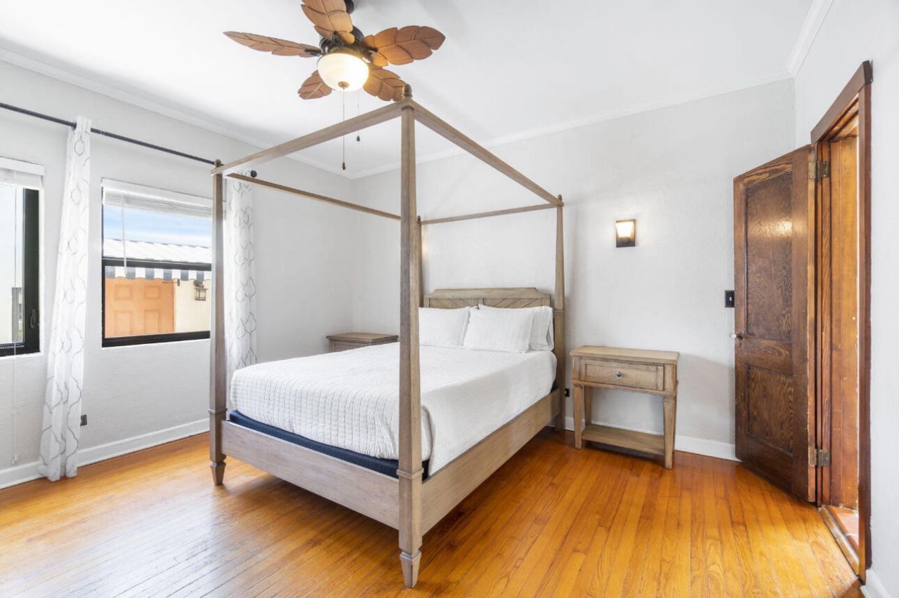 400 33rd Street, West Palm Beach, FL 33407 Photo