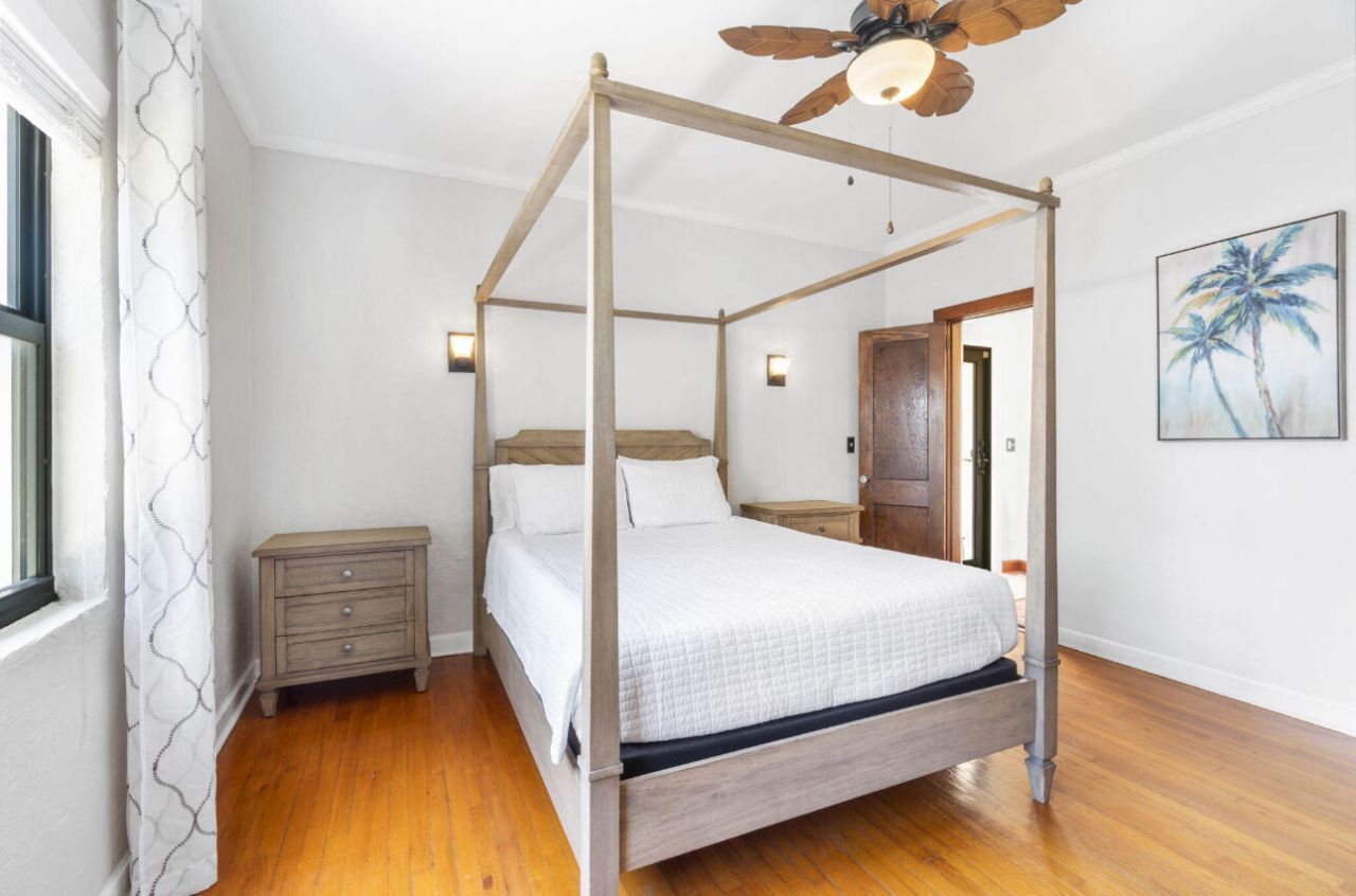 400 33rd Street, West Palm Beach, FL 33407 Photo