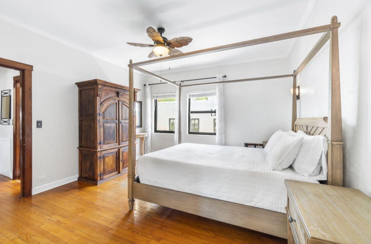 400 33rd Street, West Palm Beach, FL 33407 Photo