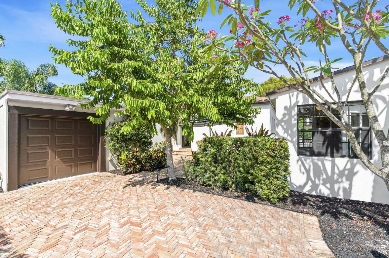 400 33rd Street, West Palm Beach, FL 33407 Photo