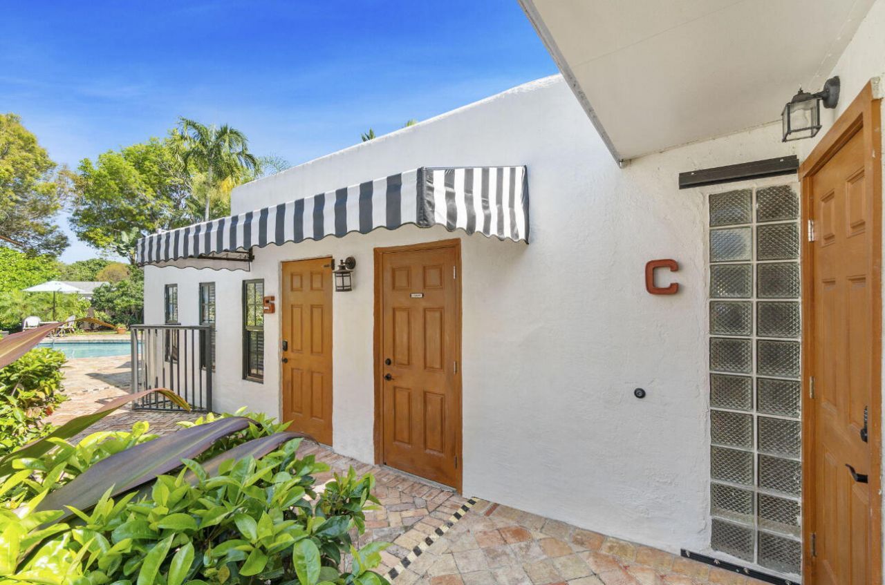 400 33rd Street, West Palm Beach, FL 33407 Photo