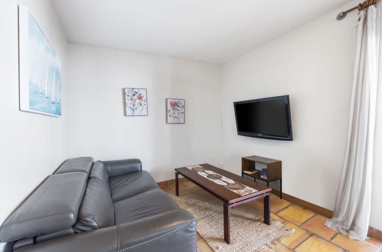 400 33rd Street, West Palm Beach, FL 33407 Photo