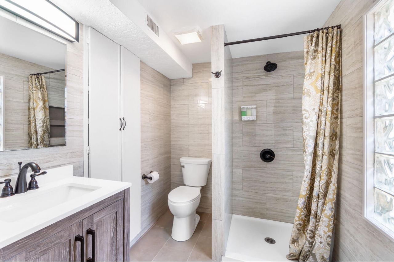 400 33rd Street, West Palm Beach, FL 33407 Photo