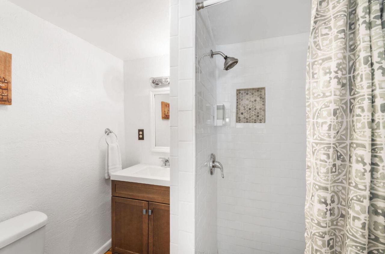 400 33rd Street, West Palm Beach, FL 33407 Photo