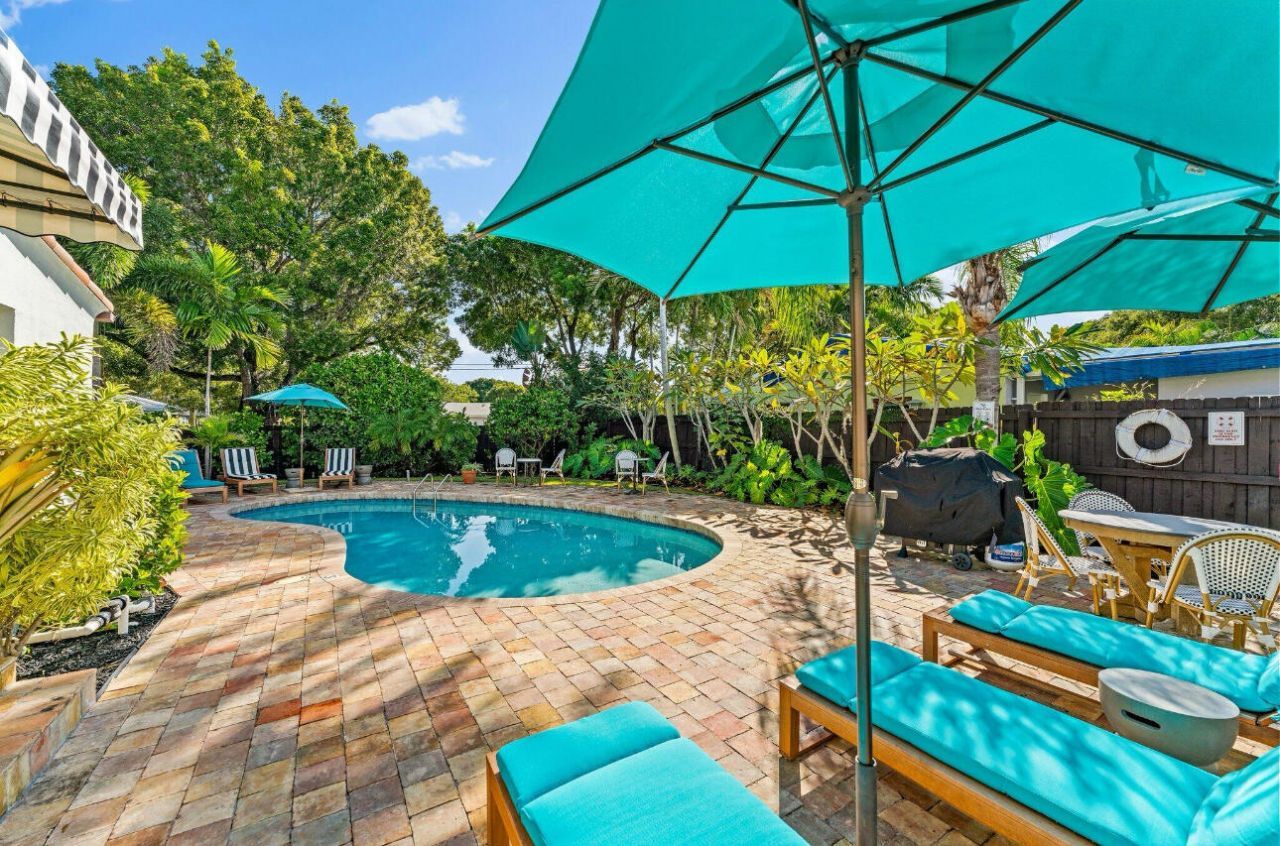 400 33rd Street, West Palm Beach, FL 33407 Photo