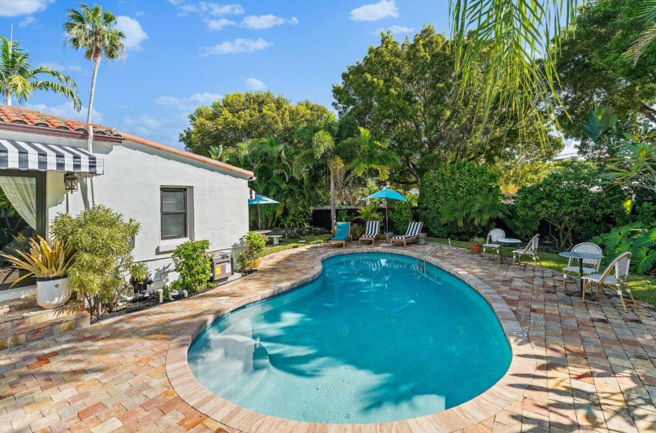 400 33rd Street, West Palm Beach, FL 33407 Photo